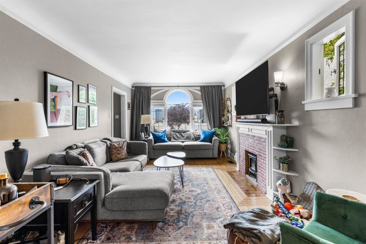 Photo 8 at 3026 Point Grey Road, Kitsilano, Vancouver West