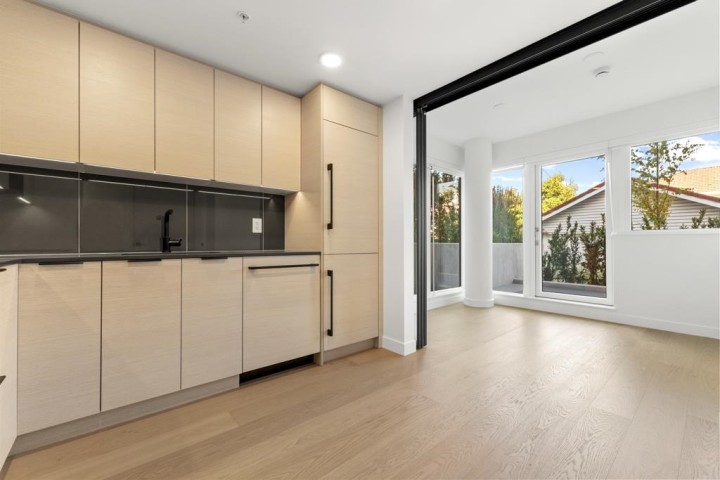 Photo 8 at 106 - 8080 Oak Street, Marpole, Vancouver West