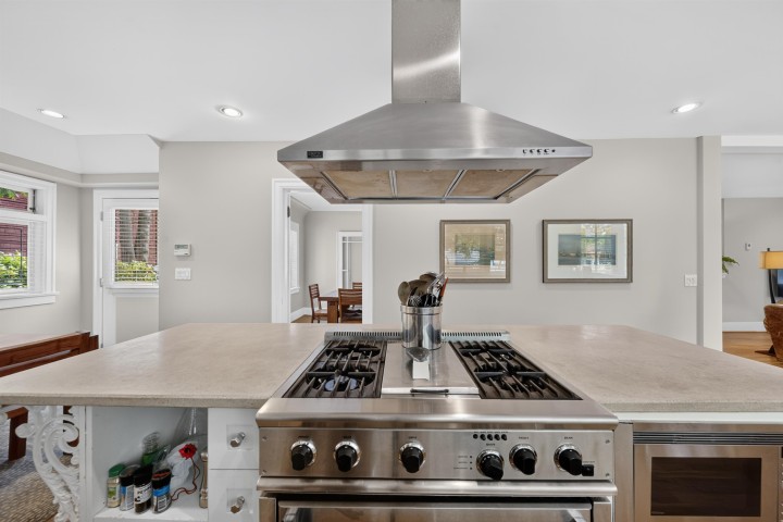 Photo 13 at 4655 W 6th Avenue, Point Grey, Vancouver West