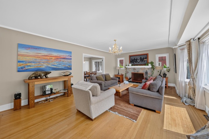 Photo 4 at 4655 W 6th Avenue, Point Grey, Vancouver West
