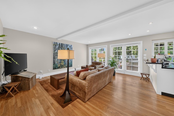 Photo 8 at 4655 W 6th Avenue, Point Grey, Vancouver West