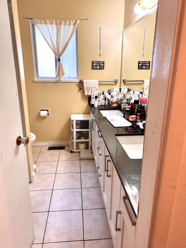 Photo 15 at 6915 Beatrice Street, Killarney VE, Vancouver East