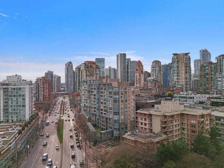 Photo 1 at 404 - 238 Alvin Narod Mews, Yaletown, Vancouver West
