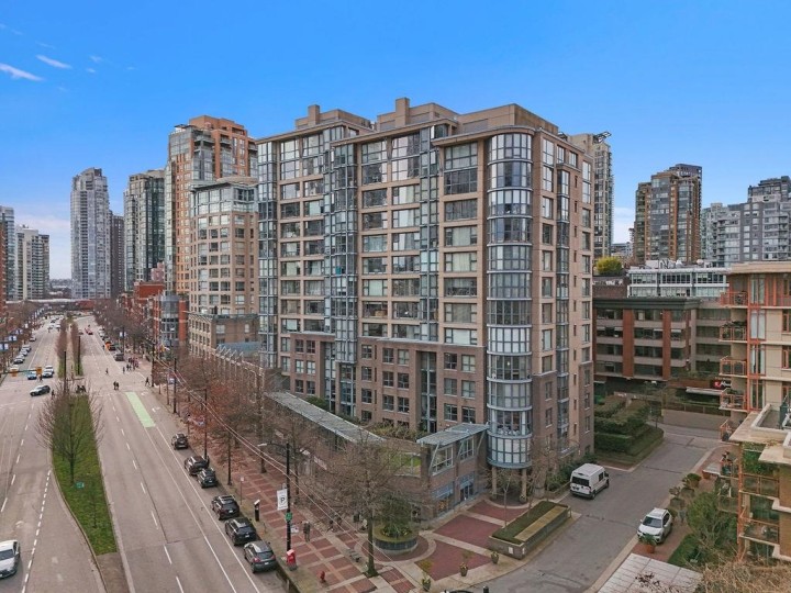 Photo 35 at 404 - 238 Alvin Narod Mews, Yaletown, Vancouver West