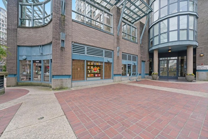 Photo 31 at 404 - 238 Alvin Narod Mews, Yaletown, Vancouver West