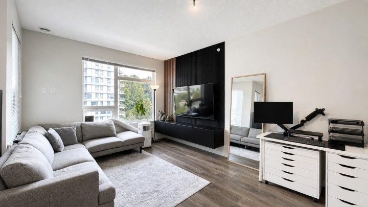 Photo 3 at 610 - 3289 Riverwalk Avenue, South Marine, Vancouver East
