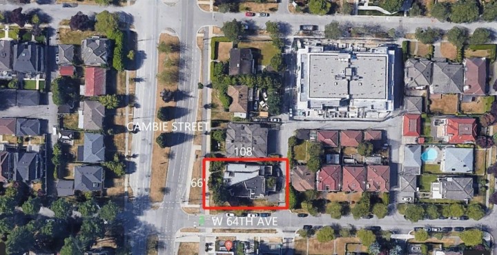 Photo 2 at 475 W 64th Avenue, Marpole, Vancouver West