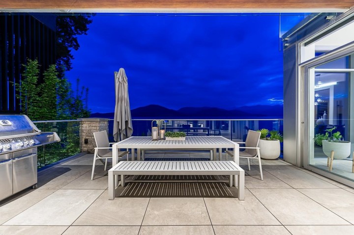 Photo 7 at 53 Brunswick Beach Road, Lions Bay, West Vancouver