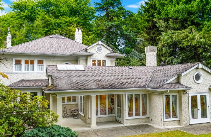 Photo 1 at 1588 W 29th Avenue, Shaughnessy, Vancouver West