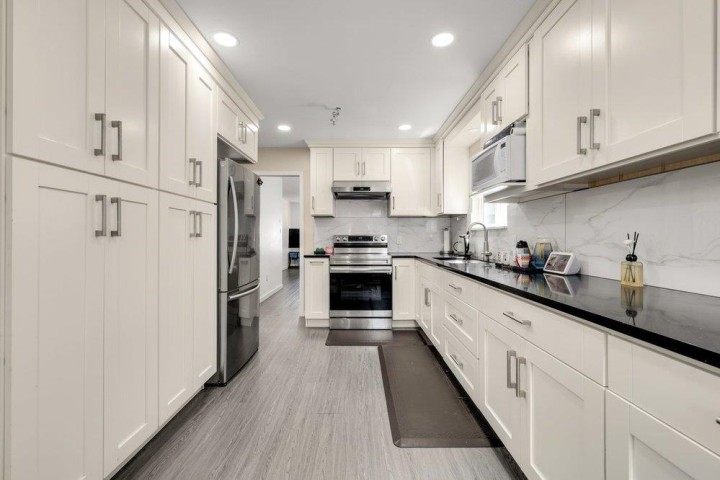 Photo 9 at 2038 E 26th Avenue, Victoria VE, Vancouver East