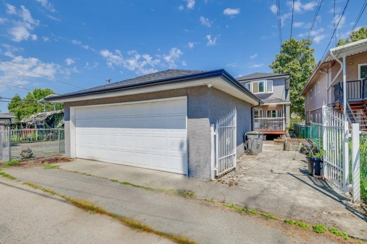 Photo 34 at 2038 E 26th Avenue, Victoria VE, Vancouver East