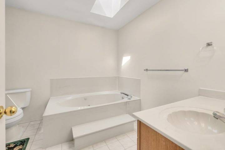 Photo 18 at 2038 E 26th Avenue, Victoria VE, Vancouver East