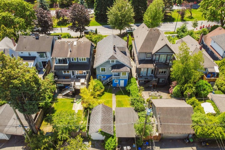 Photo 2 at 3149 W King Edward Avenue, Dunbar, Vancouver West