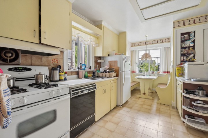 Photo 10 at 3149 W King Edward Avenue, Dunbar, Vancouver West