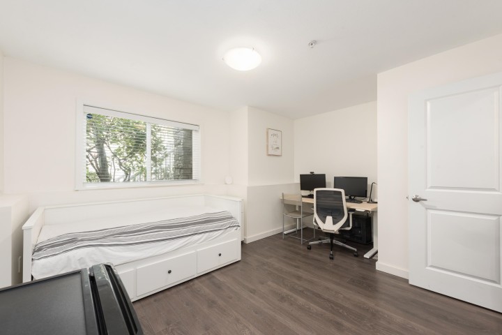 Photo 26 at 319 W 59th Avenue, South Cambie, Vancouver West