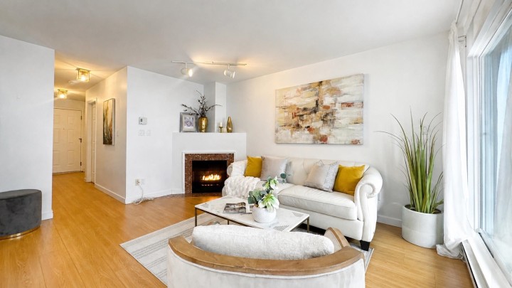 Photo 3 at 103 - 985 W 10th Avenue, Fairview VW, Vancouver West