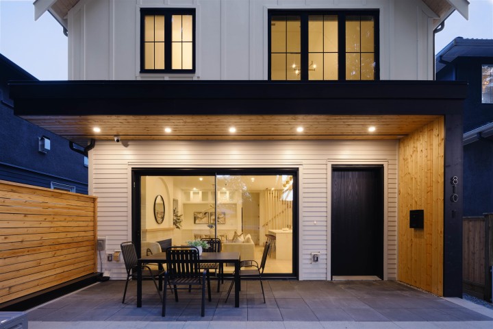 Photo 3 at 1 - 810 E 22nd Avenue, Fraser VE, Vancouver East