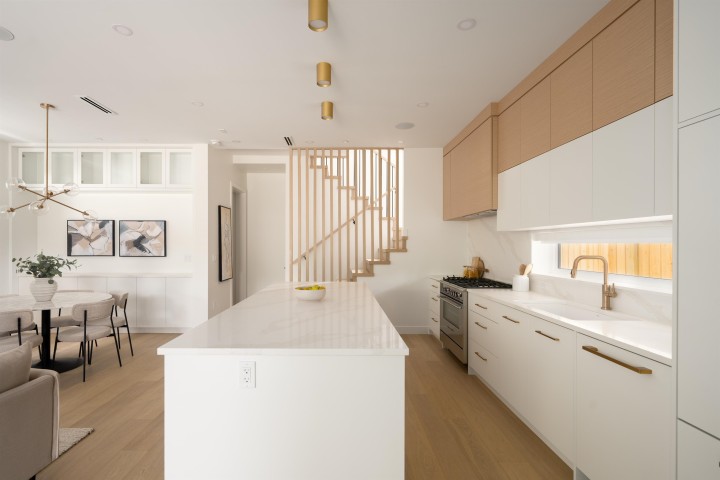 Photo 4 at 1 - 810 E 22nd Avenue, Fraser VE, Vancouver East