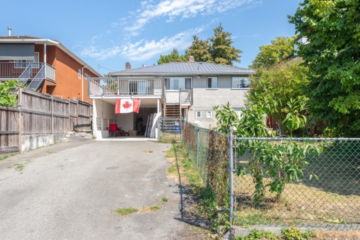 Photo 23 at 5655 Lancaster Street, Collingwood VE, Vancouver East