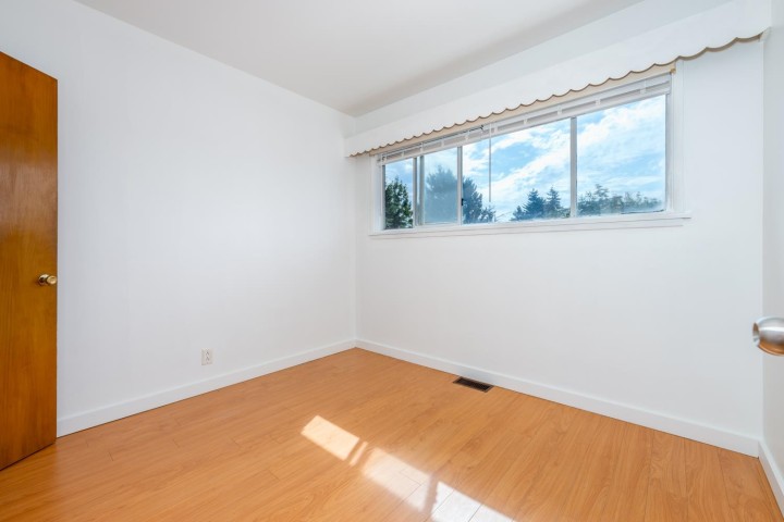 Photo 17 at 5655 Lancaster Street, Collingwood VE, Vancouver East