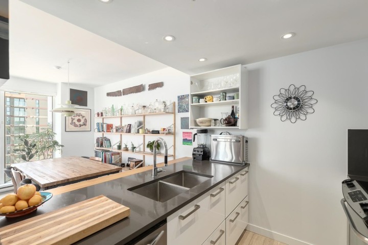Photo 13 at 904 - 983 E Hastings Street, Strathcona, Vancouver East