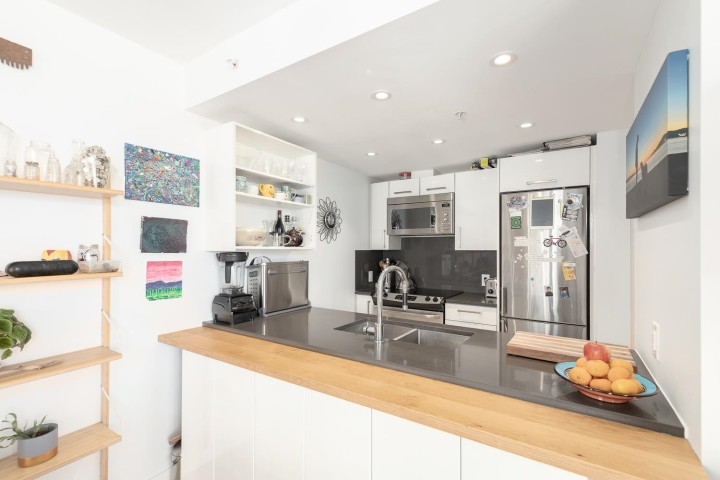 Photo 10 at 904 - 983 E Hastings Street, Strathcona, Vancouver East