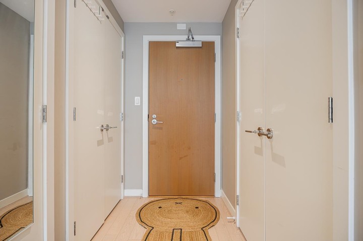 Photo 8 at 301 - 505 W 30th Avenue, Cambie, Vancouver West