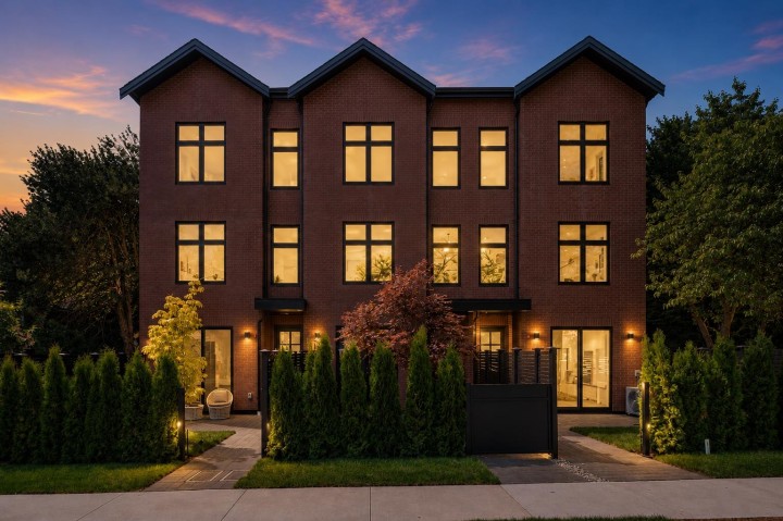 Photo 3 at 02 - 6507 Cypress Street, Kerrisdale, Vancouver West