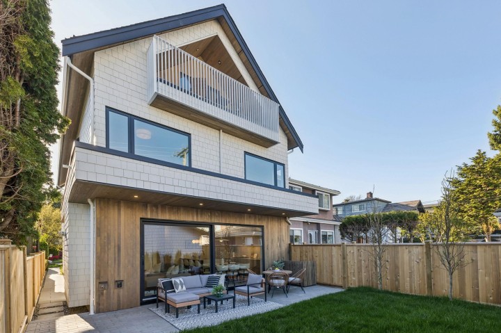 Photo 2 at 2 - 6040 Larch Street, Kerrisdale, Vancouver West