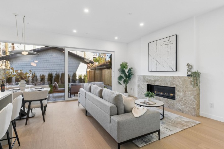 Photo 4 at 2 - 6040 Larch Street, Kerrisdale, Vancouver West
