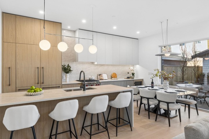 Photo 8 at 2 - 6040 Larch Street, Kerrisdale, Vancouver West