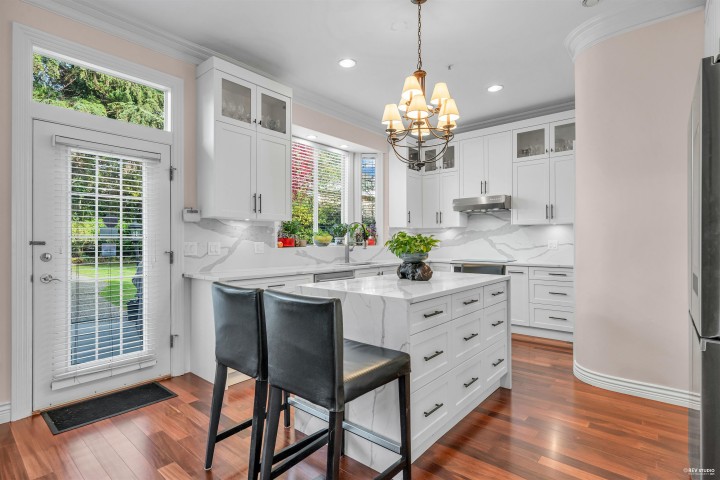 Photo 16 at 1285 W 47th Avenue, South Granville, Vancouver West