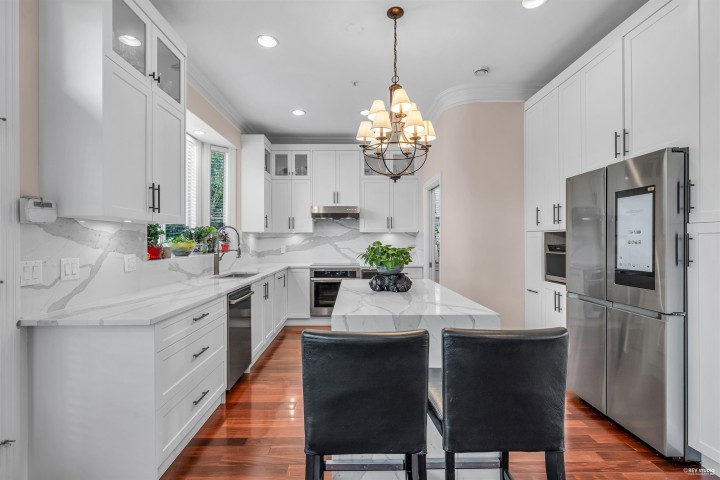 Photo 18 at 1285 W 47th Avenue, South Granville, Vancouver West