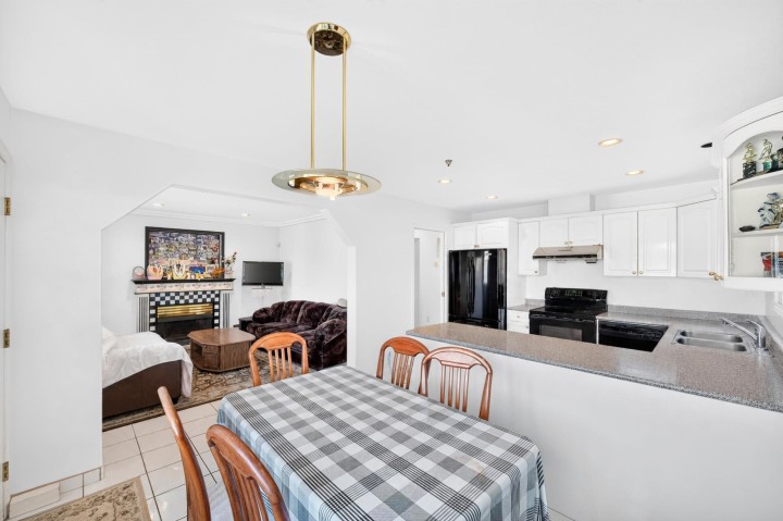 Photo 13 at 3423 E 24th Avenue, Renfrew Heights, Vancouver East