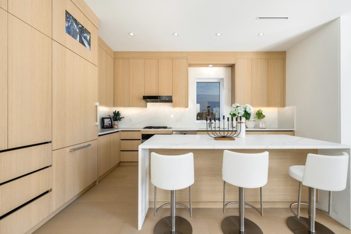 Photo 22 at 1 - 3771 W King Edward Avenue, Dunbar, Vancouver West