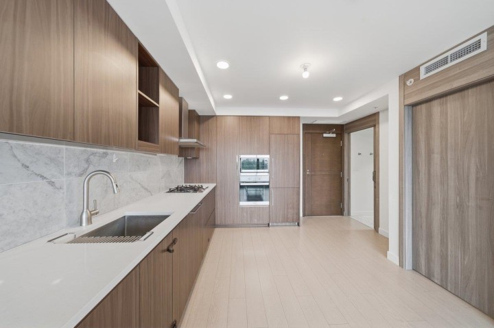 Photo 9 at 1806 - 455 Sw Marine Drive, Marpole, Vancouver West