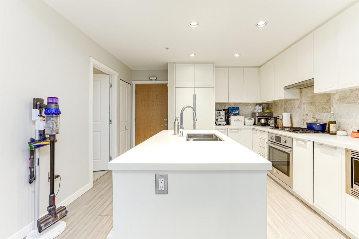 Photo 9 at 108 - 3188 Riverwalk Avenue, South Marine, Vancouver East