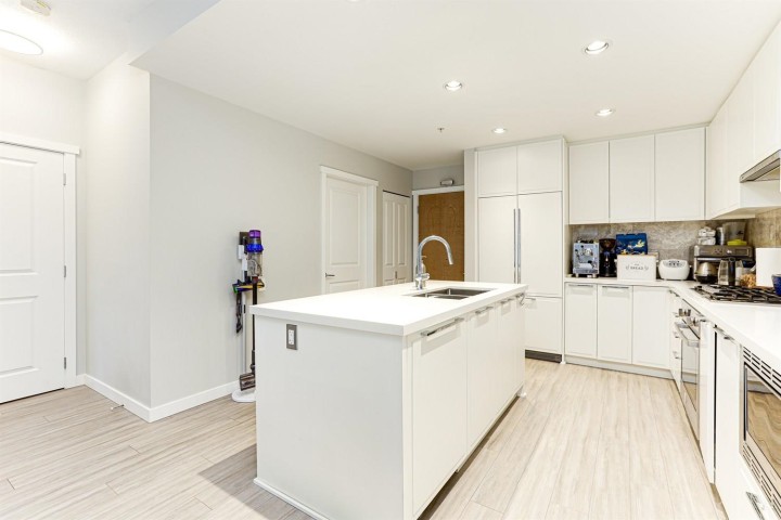 Photo 10 at 108 - 3188 Riverwalk Avenue, South Marine, Vancouver East