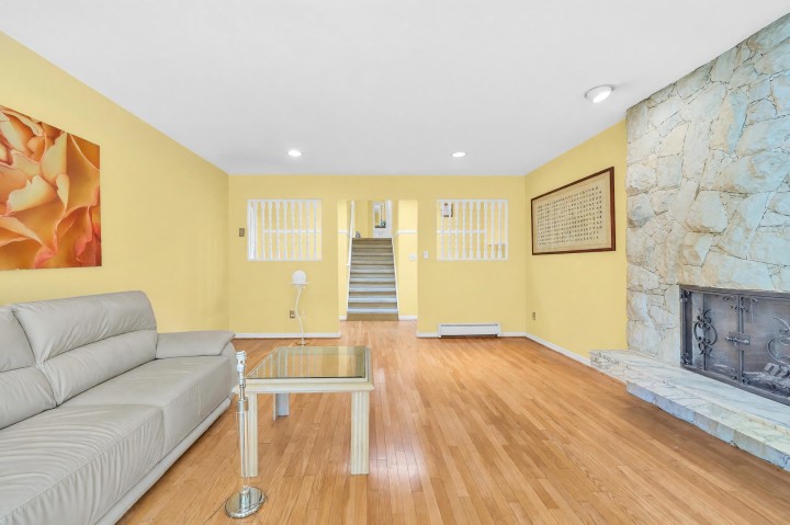 Photo 6 at 137 W Woodstock Avenue, Cambie, Vancouver West