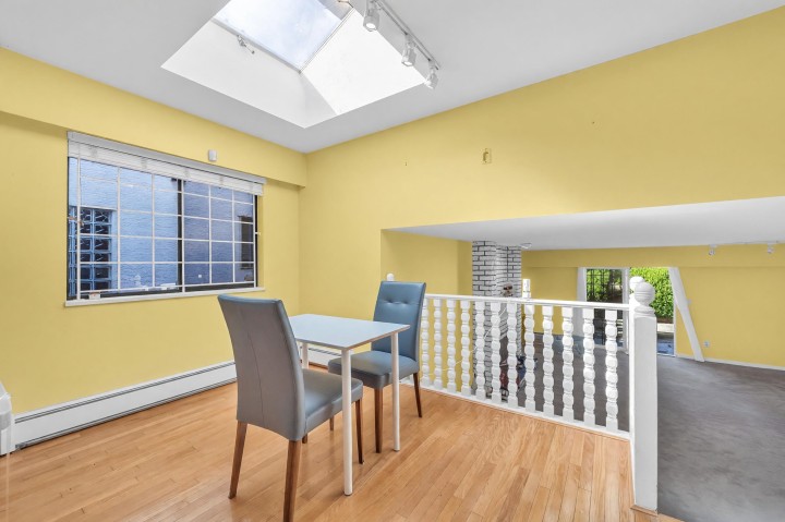 Photo 12 at 137 W Woodstock Avenue, Cambie, Vancouver West