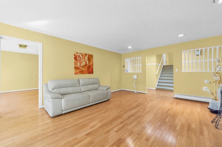 Photo 5 at 137 W Woodstock Avenue, Cambie, Vancouver West