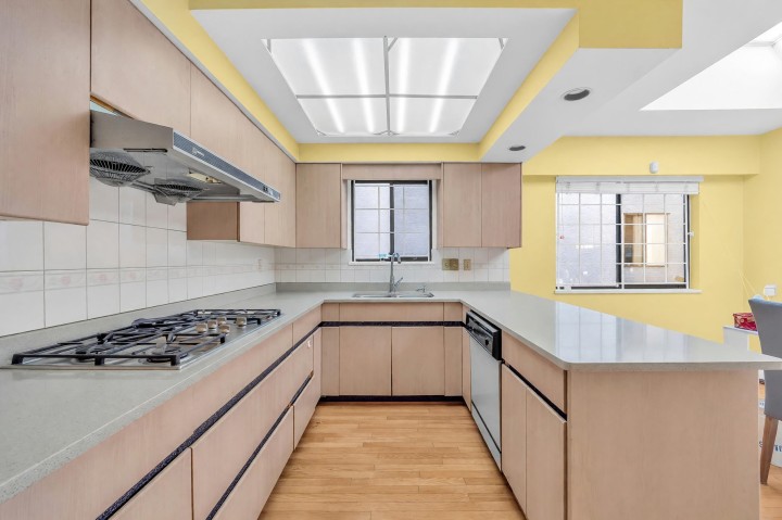 Photo 9 at 137 W Woodstock Avenue, Cambie, Vancouver West