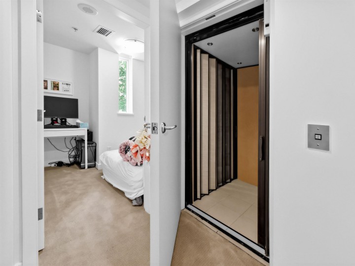 Photo 23 at 1211 W Cordova Street, Coal Harbour, Vancouver West