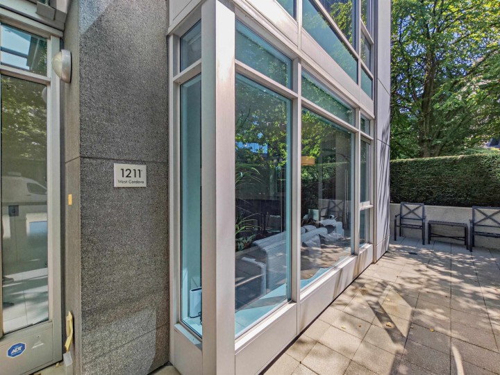 Photo 2 at 1211 W Cordova Street, Coal Harbour, Vancouver West