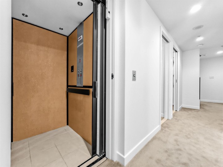 Photo 24 at 1211 W Cordova Street, Coal Harbour, Vancouver West