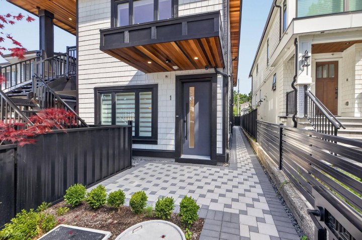 Photo 4 at 1 - 2035 E 51st, Killarney VE, Vancouver East