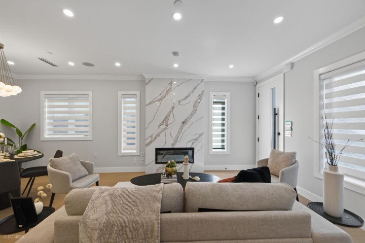 Photo 8 at 1 - 2035 E 51st, Killarney VE, Vancouver East