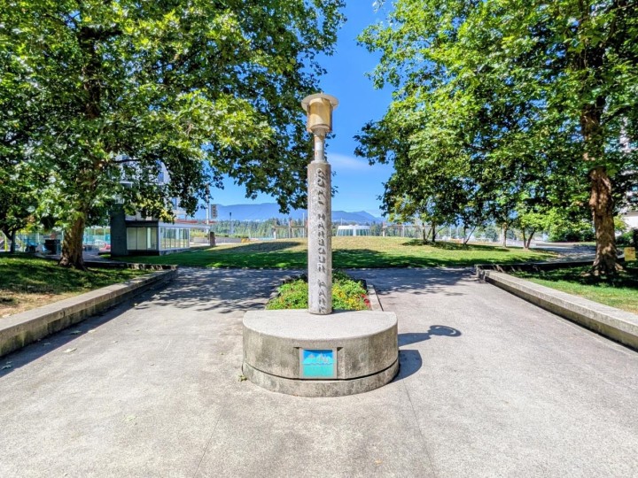 Photo 12 at 202 - 588 Broughton Street, Coal Harbour, Vancouver West