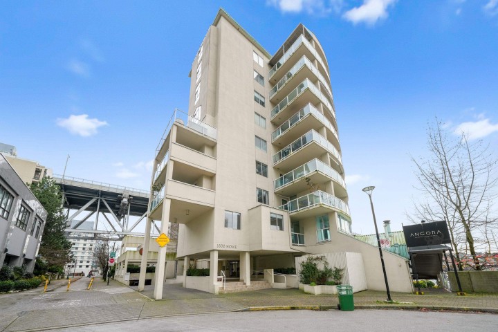 Photo 36 at 205 - 1600 Howe Street, Yaletown, Vancouver West
