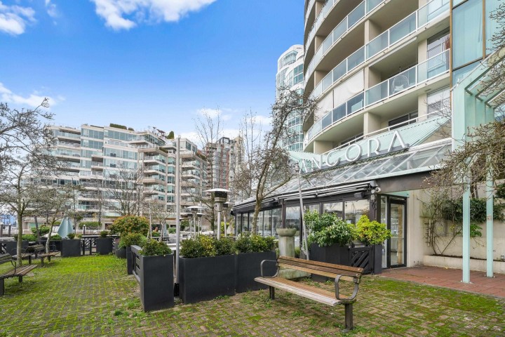 Photo 33 at 205 - 1600 Howe Street, Yaletown, Vancouver West